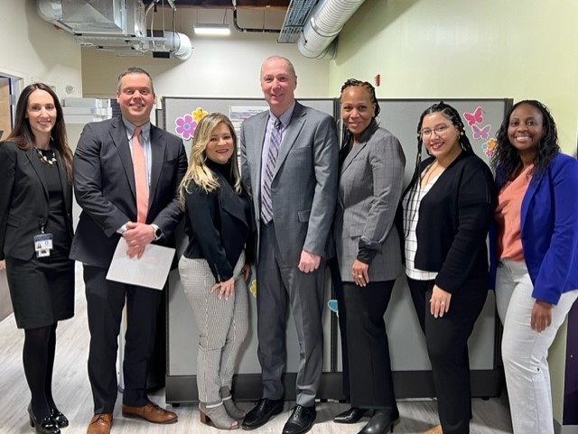 FamServicesMV's tweet photo. @EssexCountyDA recently visited Family Services' Family Community Resource Center! They met with members of our team to learn about the services we provide to high-risk youth involved in our Diversion Program. https://t.co/Rz7vDlJsxB