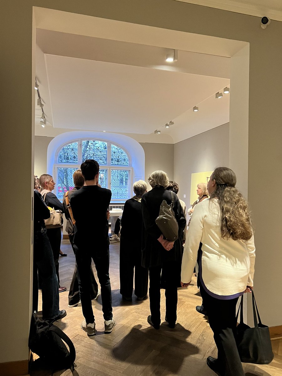 Amazing insights at art auctioneers #VillaGriesebach by Friederike Valentien of <a href="/SIDorotheenstad/">SI Dorotheenstadt</a>
Great evening!