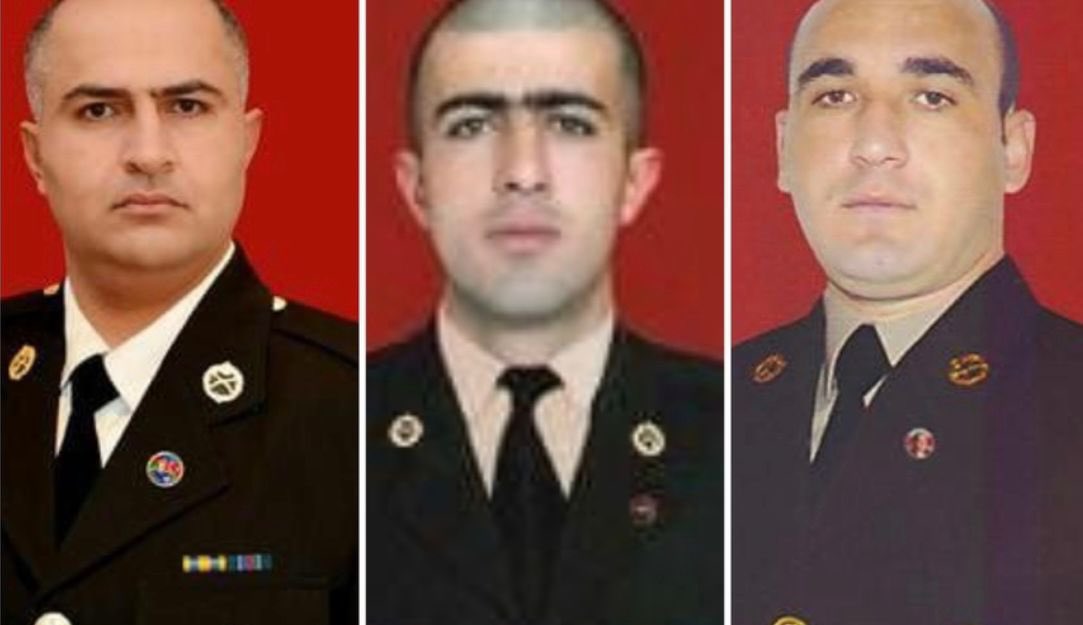GanirePashayeva's tweet photo. Şəhidlərimiz var! 

Hərbi qulluqçularımız - Vidadi Nizami oğlu Zalov, 
Elşad Qabil oğlu Həsənov və
Səbuhi Gündüz oğlu Tağıyev bu gün şəhadət şərbəti içib. Ruhları qarşısında baş əyir, bütün doğmalarına səbr diləyirəm.

#ŞəhidlərÖlməz #VətənBölünməz https://t.co/XHbOFKAidP