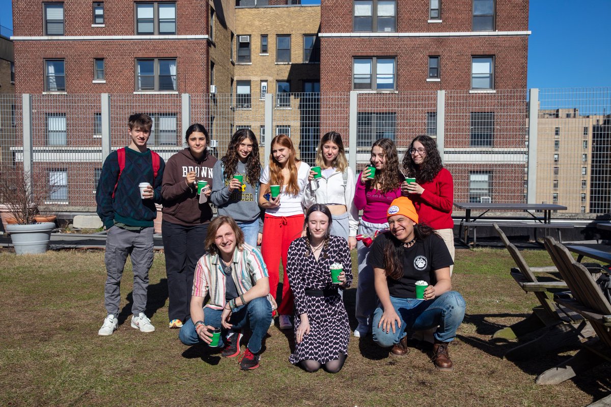 The Calhoun Annual Fund hosted a surprise pop-up hot cocoa bar for our seniors on the Green Roof before Spring Break. They loved it! ❄️☕️
