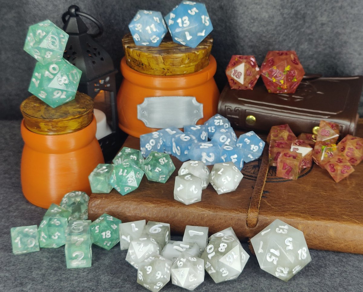 4 new sets this week?! Heck yes, you know Bernie has the click clacks ready for you!

Chonkers, pairs and full sets! We heard you liked variety :)

Find our link in our bio, be prepared, a giveaway is coming

#handmade #dice #ttrpg #dnd #resin #dungeonsanddragons #ttrpgcommunity