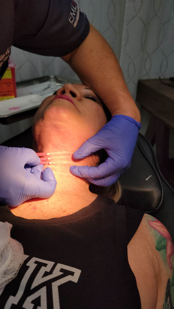 CollageneA's tweet image. Your comfort is of the utmost importance to us. We aim to create a pampering and luxurious experience for you. Contact us for more information about our smooth threads services! 
 
#SmoothThreads bit.ly/41h8k2f