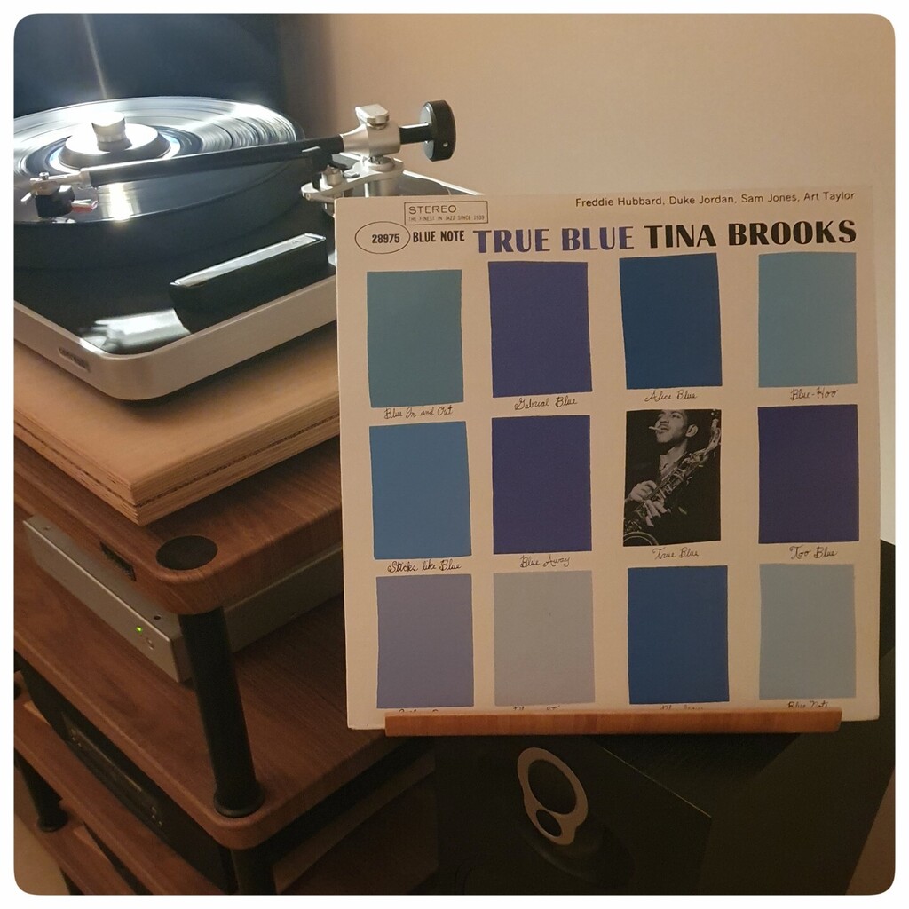 bluefriend's tweet photo. 'True Blue' by Tina Brooks. 

Sadly, this was his only album released during his lifetime. He had recorded four albums in total as leader. All tracks on 'True Blue' are composed by Tina Brooks and he recorded it when he was just 28 years old! 

This mint… https://t.co/ktBiZM4KHo https://t.co/9zGVRgnHHx