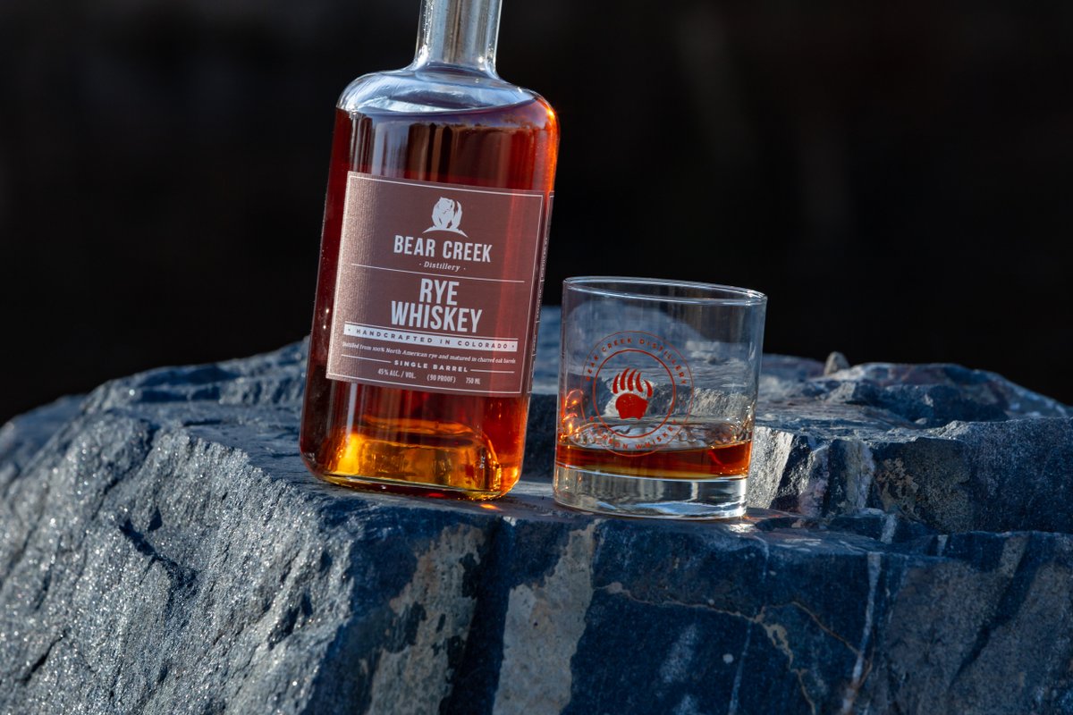 StillBearCreek's tweet photo. Don’t take your favorite whiskies for “granite.” #comecraftwithus #distilledindenver #knowyourspirits #readthelabel #whatsinyourbottle #coloradomade #handcrafted #craftspirits
#bcd #borninlakewood #raisedindenver #rye #wheat #corn #maltedbarley #whiskey #wheated #bourbon https://t.co/a4VcEzEhmM