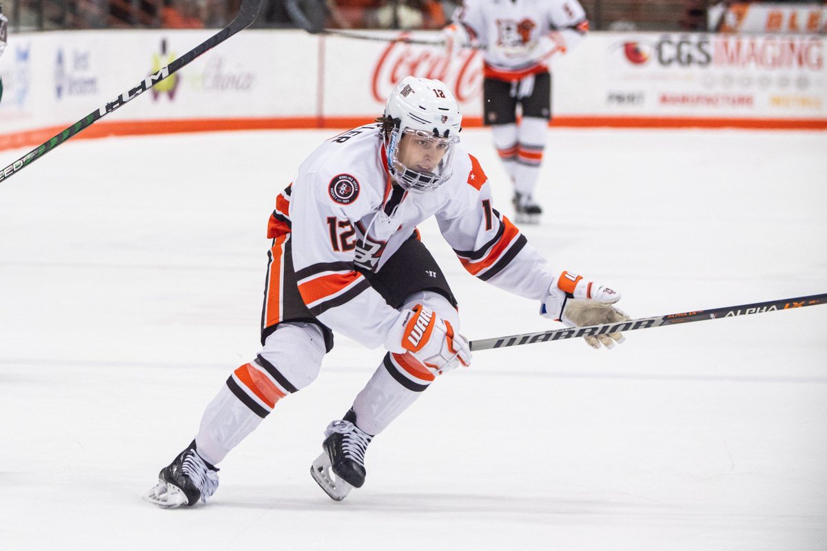 BGSUHKY's tweet photo. Falcon Hockey players to finish a season in the NCAA top 5⃣ for points per game:

Bob Dobek (5th, 1973-74 &amp; 1974-75)
George McPhee (4th, 1981-82)
Brian Hills (2nd, 1982-83)
Brian Holzinger (5th, 1994-95)
𝗔𝘂𝘀𝘁𝗲𝗻 𝗦𝘄𝗮𝗻𝗸𝗹𝗲𝗿 (𝟱𝘁𝗵, 𝟮𝟬𝟮𝟮-𝟮𝟯) https://t.co/qIXhBgxhR4