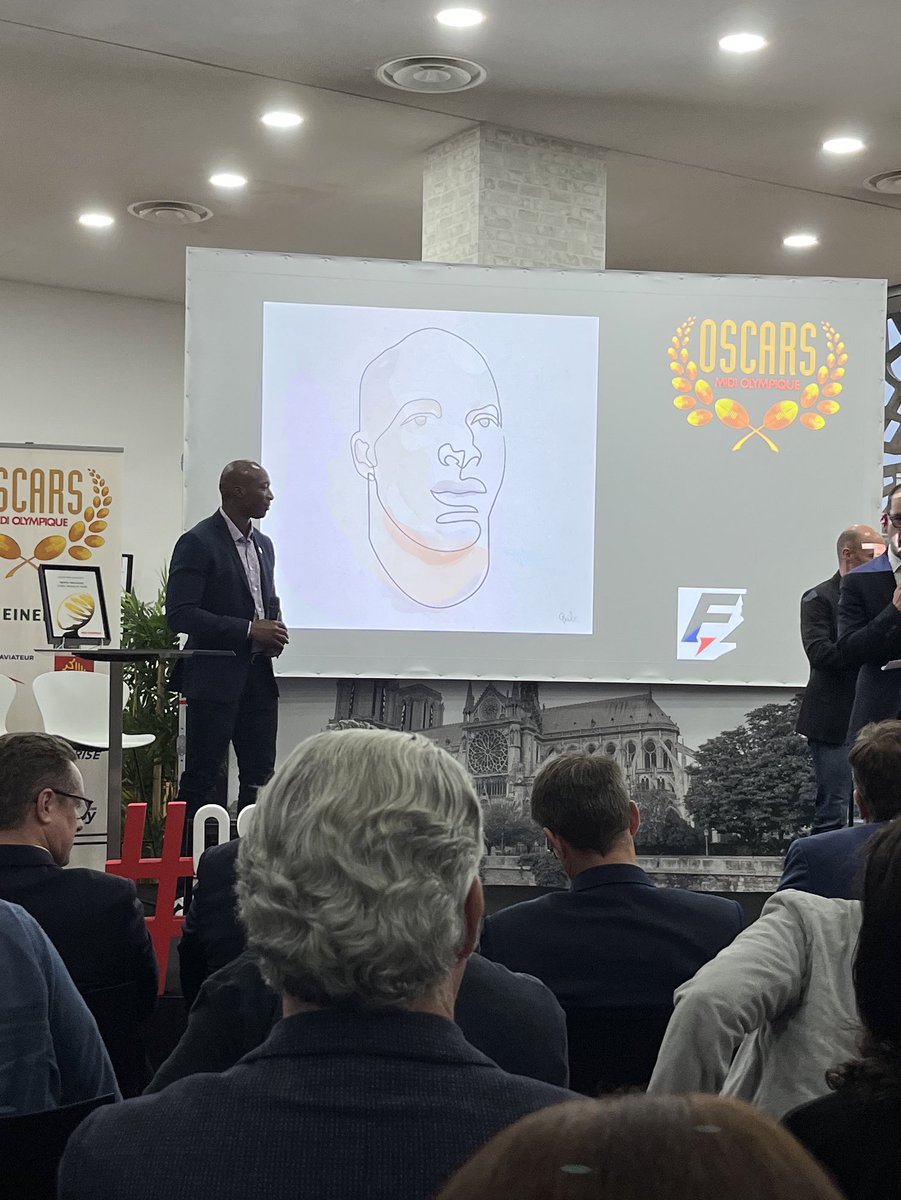 quibelog's tweet photo. Sékou et Macalou! #ForceXV #Midol #portrait #oneline https://t.co/niI5lsc4Hv