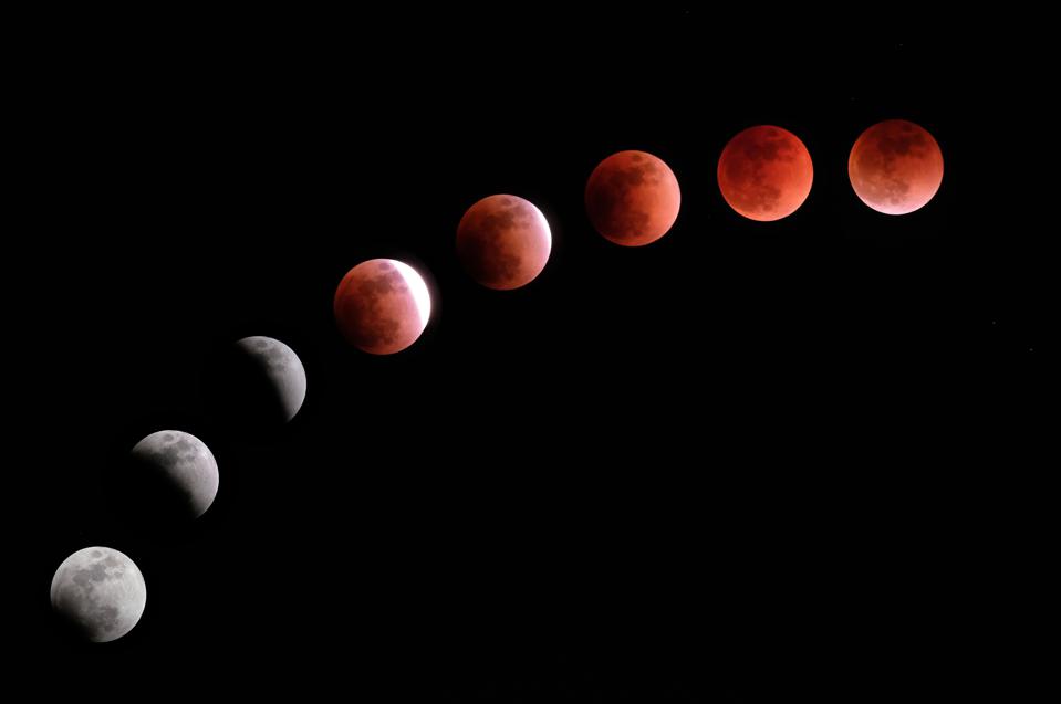 Geology_History's tweet image. By  observing the #Moon's coloration during a lunar eclipse, medieval  monks  unwittingly recorded some of history's largest #volcanic #eruptions 🌋🌚
forbes.com/sites/davidbre…