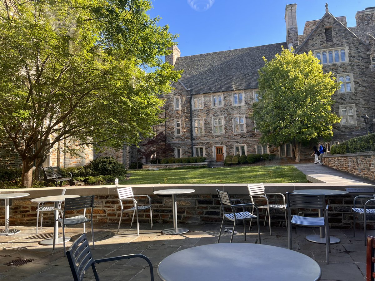 ZhaoYili's tweet image. Commencing the conference day with a cup pf coffee and some work in the beautiful #Saladelia @ Duke Perkins Library is a wonderful way to start off the day. #USASP