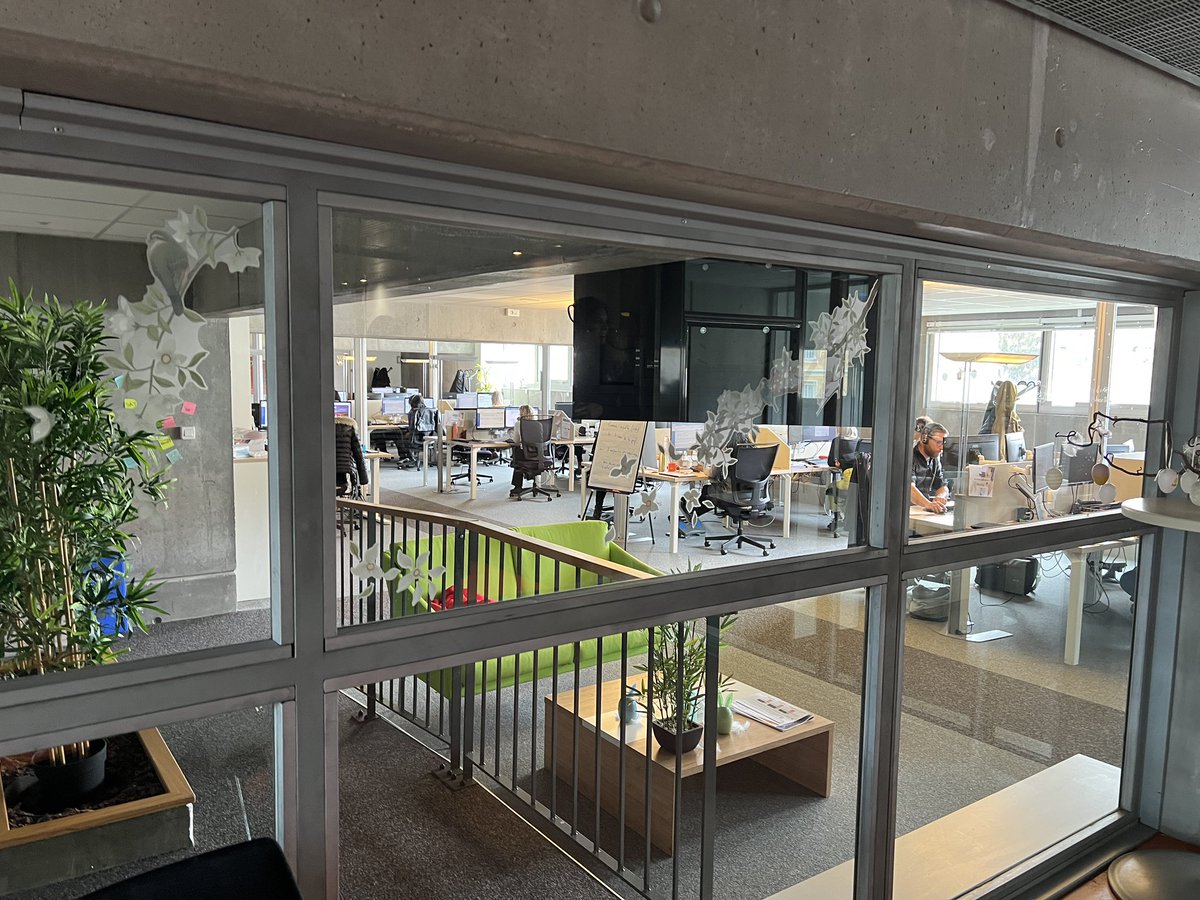 Cpme68's tweet photo. Le réseau #CPMELLES dans le #Hautrhin rencontre les responsables du centre de relation clients @EDFofficiel ce jour à Mulhouse https://t.co/icPAQWIW7T