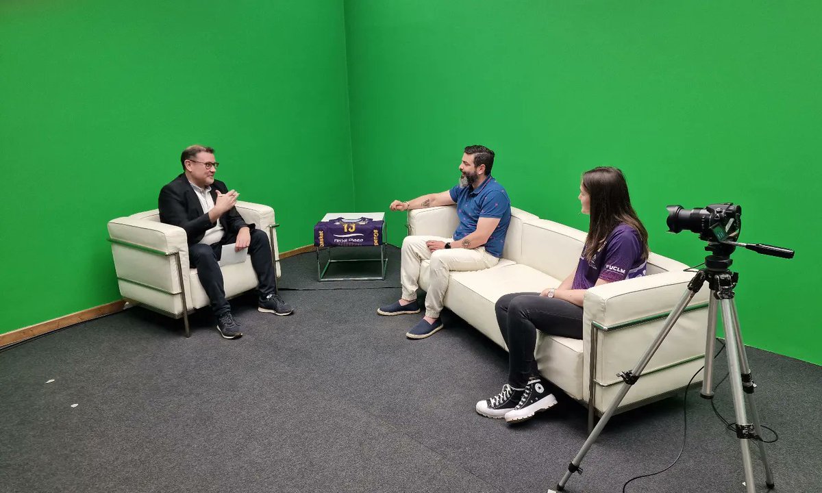 GuadaBasket's tweet photo. En @nuevaalcarriadep para hacer balance de la temporada recién acabada y del futuro del equipo de @ferialplaza Guadalajara. 

No te pierdas la entrevista de Alberto Moreno a Dani Gómez y Eva Silgado. 

💜VamosGuada 💜SomosFamilia https://t.co/VczC1IQpZ1