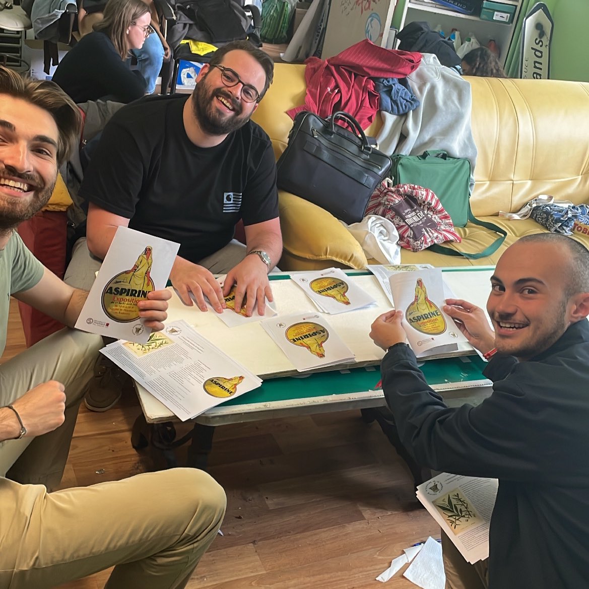 Cette semaine <a href="/AeptToulouse/">AEPT-Toulouse</a> aide à la préparation de l’exposition « La fabuleuse Histoire de l’Aspirine » de la <a href="/SHP_HistPharm/">Société d'Histoire de la Pharmacie</a> du 17 au 21 avril à la fac pharma de Toulouse 🐍

Nous accueillons aussi le Congrès des 110ans de la SHP ! 

Merci à tous et on vous attend nombreux !