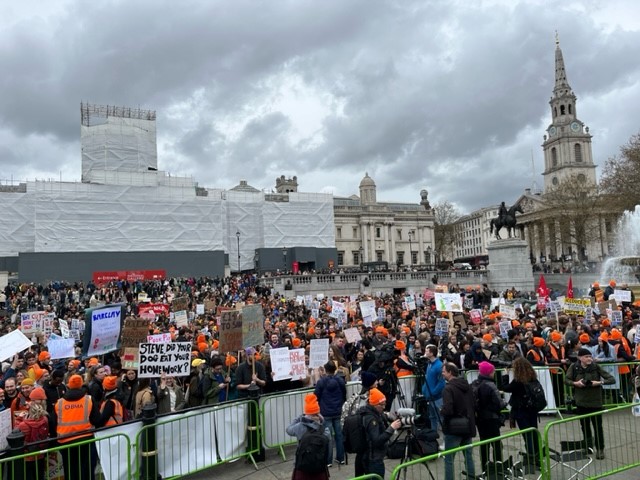 Our London rally is well underway - great to see so many supporters taking over Trafalgar Square 👏
#JuniorDoctorsStrike #PayRestoration