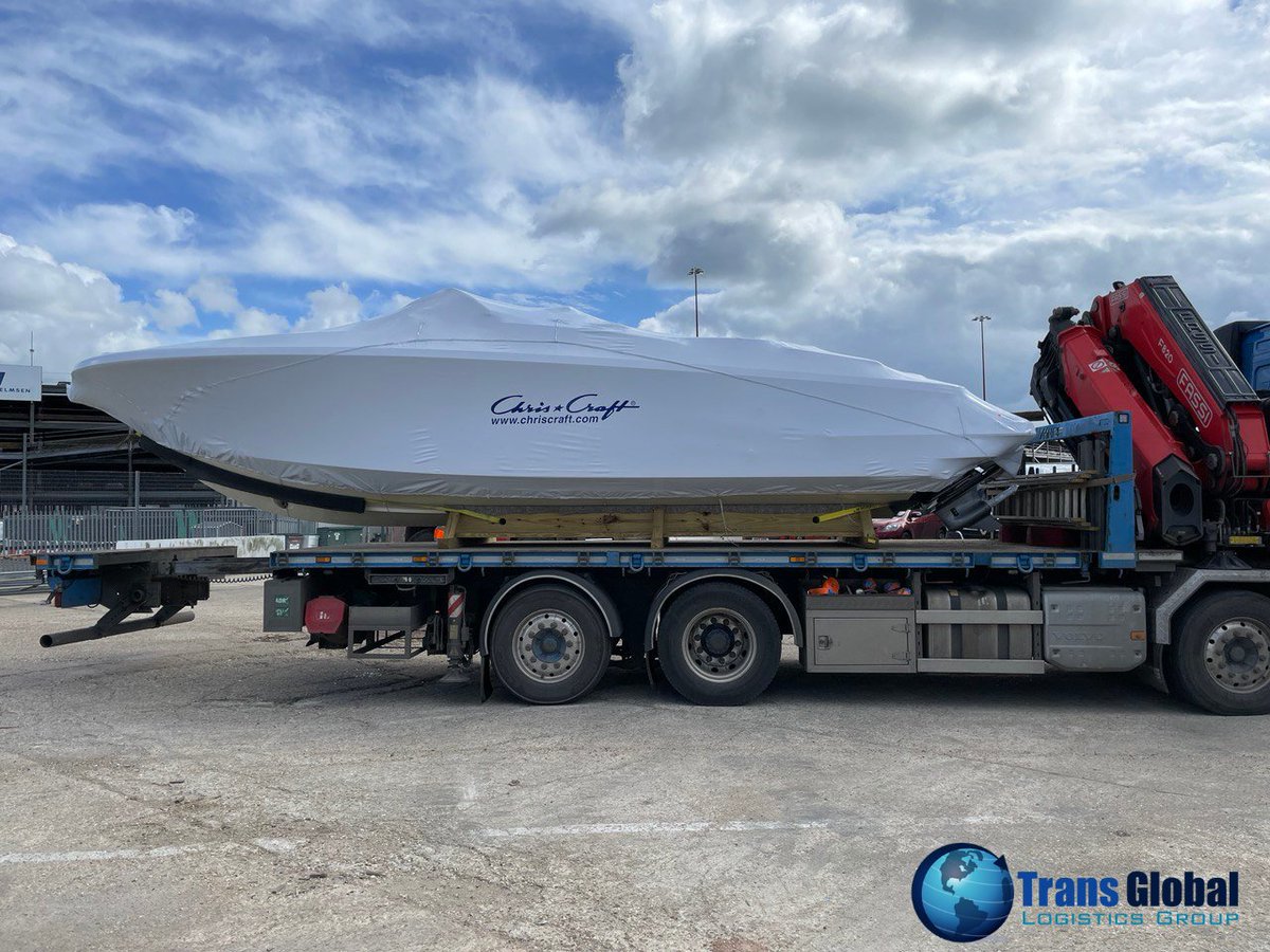 TRANSGLOBALAUTO's tweet photo. Ready for #boatseason? 
A stunning #ChrisCraft boat transported by our Trans Global team from USA to UK. Decades of experience in the #logistics industry and the amount of work we put to perfect our #shipping methods make us your most reliable choice for your #transporting needs. https://t.co/37FjVAxq61