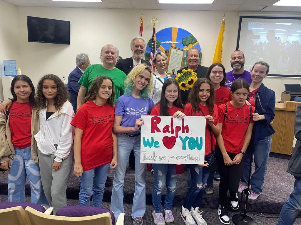 PelicanPH's tweet photo. Our two Miami Springs celebrities surrounded by love on their Proclamation Day! @MiamiSpringsFL #miamisprings https://t.co/Sj9v0i4wNP