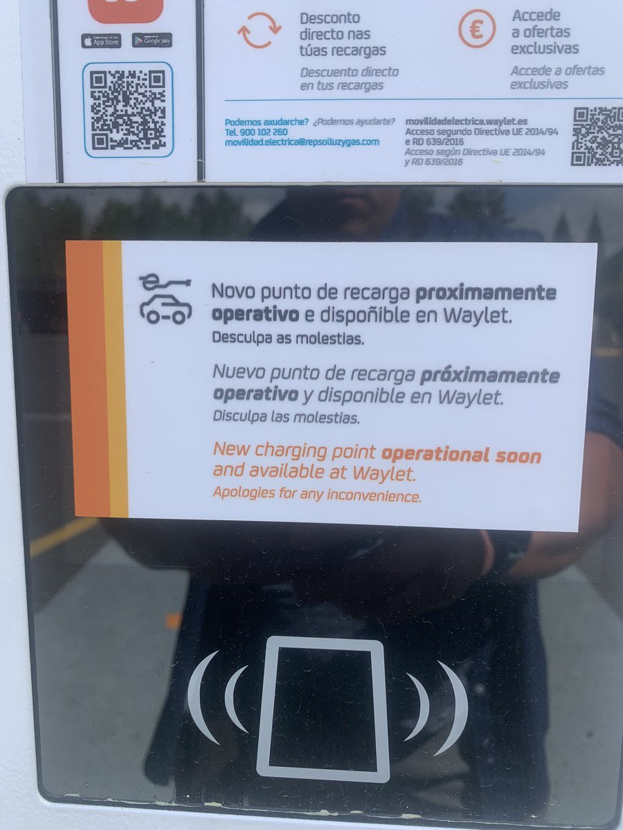 ioniqelectrico's tweet photo. Llevan dos meses en #ACañiza este #PuntoDeCarga en la #EstaciónServico de @Repsol y aún no no tienen servicio de la distribuidora. #Fenosa #Naturgy #Iberdrola
Se aceptan apuestas https://t.co/Kc2iXv5GfW