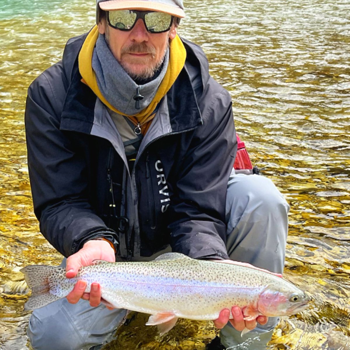 MatejGodec's tweet photo. When you find a time to cast your #flyfishing line between the #flyfishingschool lessons #socariver_tour with #flyfishingodec #slovenia p.s. serious face for serious #flyfishingguide job 😂 https://t.co/jT95gKBR3P