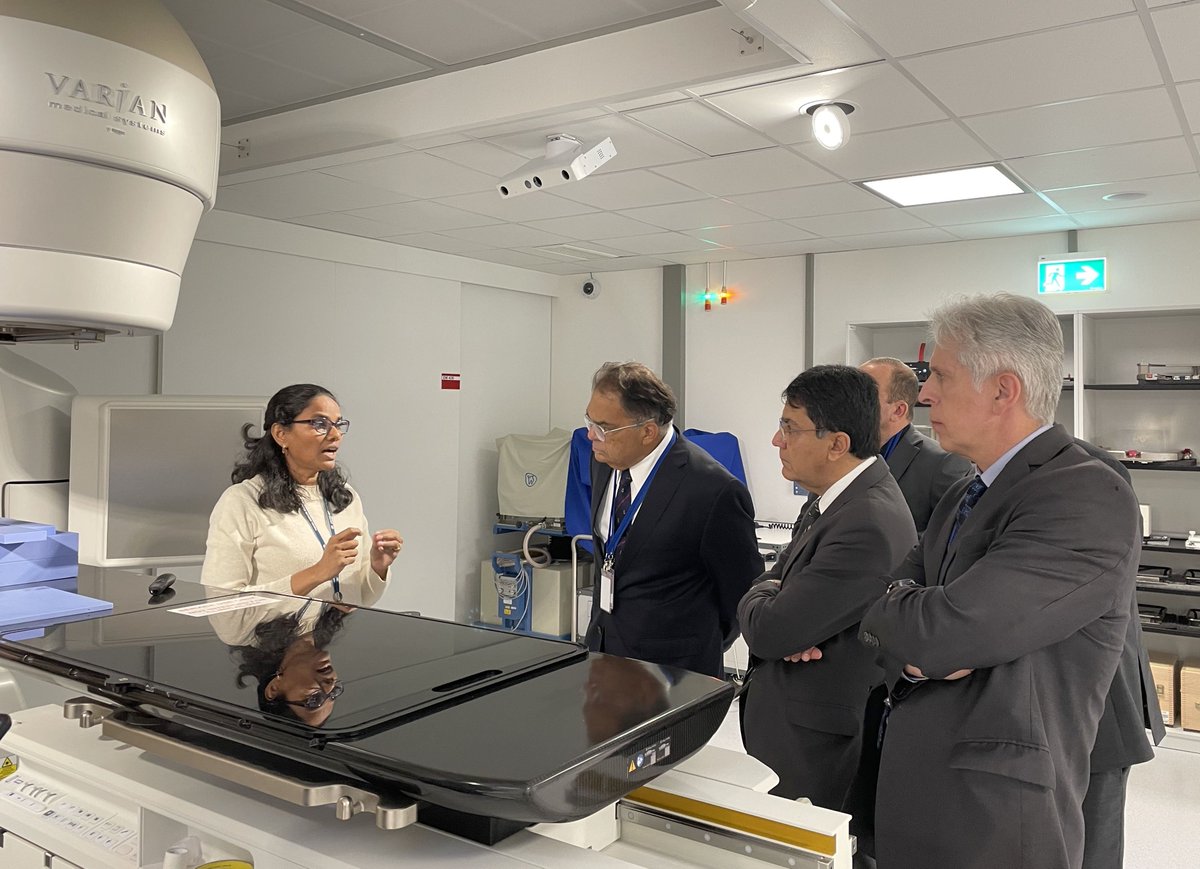 IAEANA's tweet photo. Nuclear technologies help countries achieve #GlobalGoals.
🇧🇷Obrigado, @AieaBrasil &amp; @marmilbr of Brazil, for visiting @IAEAorg Seibersdorf laboratories to see our R&amp;D activities in food &amp; agriculture, health, science.
https://t.co/Ox58xTUHsK https://t.co/GEgKvtD69m