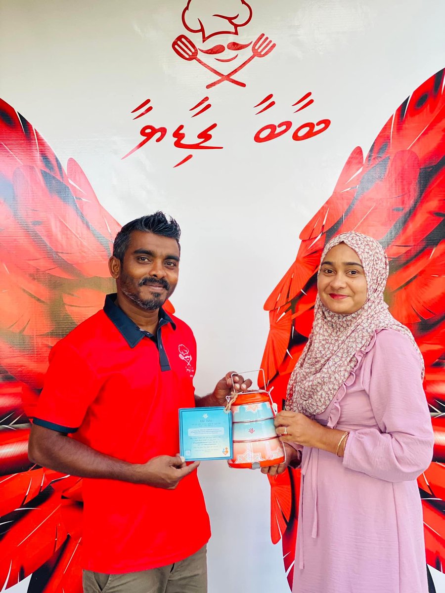 AtheeqBaaba's tweet photo. Thank you Mary Shax for nominating me to join
#mammagevedhun #thashibari movements 1444 and share your sincere kindness during the blessed Ramadan.
I nominate Nishad Ahmed (Black) to join our #thashibarimovement - #MammageVedhun https://t.co/9tGCg17DsK