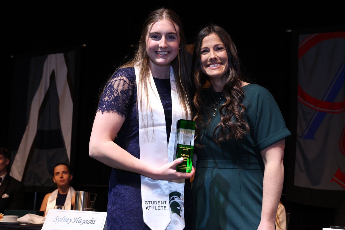 Congratulations to our Scholar Award winner at last night’s Spartan Academic Excellence Gala, Ashley Miller!

#GoGreen | #Smartans