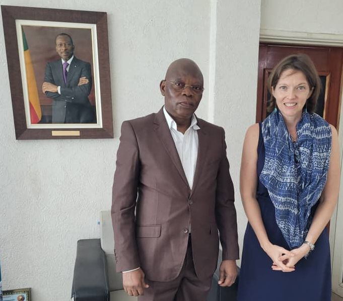 KarimouSMEMP's tweet photo. #Katherine #OVERCAMP, nouvelle Représentante pays de Catholic Relief Services (CRS) au Bénin. Ce matin, elle est allée me voir pour (...)
@gouvbenin @PresidenceBenin @PatriceTalonPR @actionsMEMPBj @KouaroYves @CRSnews @BM_Afrique @WFP_Africa @WFP @AUFBenin #wasexo #MEMP https://t.co/xnb8tgHcHs