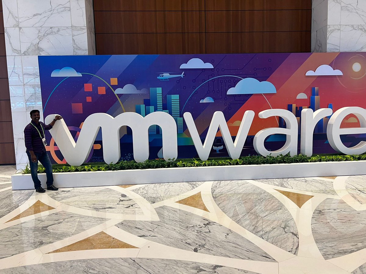 vijayakumar0328's tweet photo. #vmwareexploreindia the day 1 went very well and happy to meet lot of known folks in the event including customers/partners /friends. #awesome experience excited,when someone come in the crowed and say , hey I know you :) it’s a difference feel and experience to meet face to face https://t.co/OMbXvCs9zW