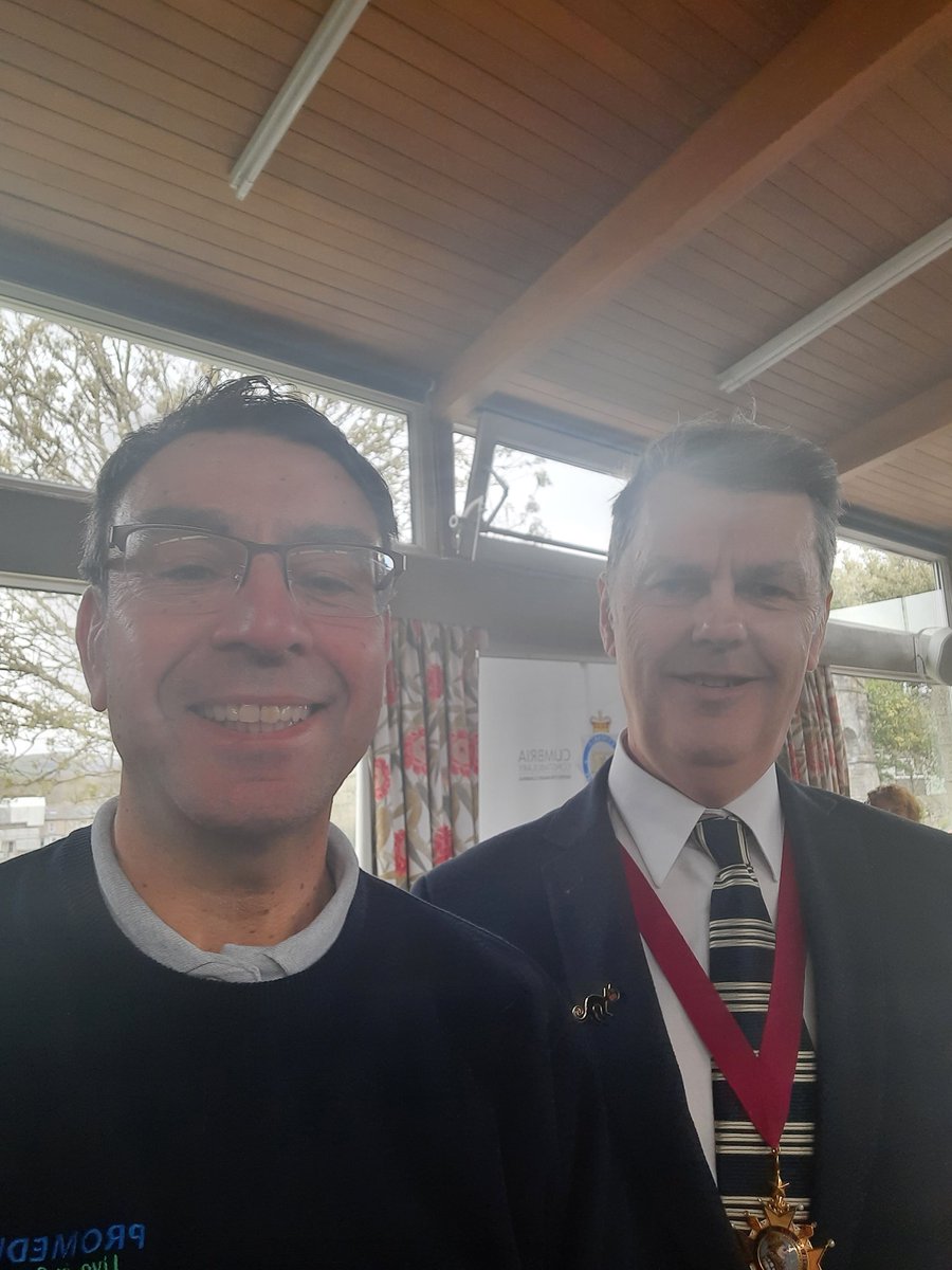 PM24NorthYorks's tweet photo. The Mayor of Kendal took time out to say hello and find out about our live-in care service. 

#southlakes #kendal #liveincare https://t.co/J6iFZDo8ys