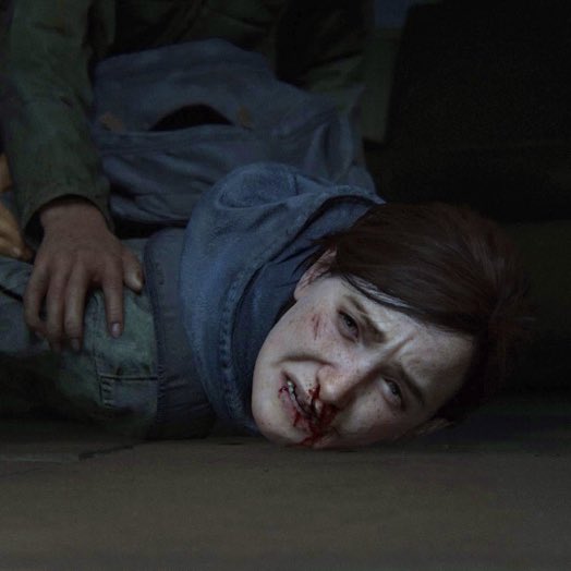 PortalTLOU's tweet photo. 🚨 PODE CHORAR: Criador de #TheLastOfUs confirma que AQUELE MOMENTO vai sim acontecer na série

“Deve ser bastante óbvio para qualquer um agora, mas eu não tenho medo de matar personagens. Nem Neil nem eu nos sentimentos limitados pelo material de origem”

Pedro Pascal também completou: “Não faria sentido seguir o primeiro jogo tão fielmente apenas para se desviar severamente do caminho”