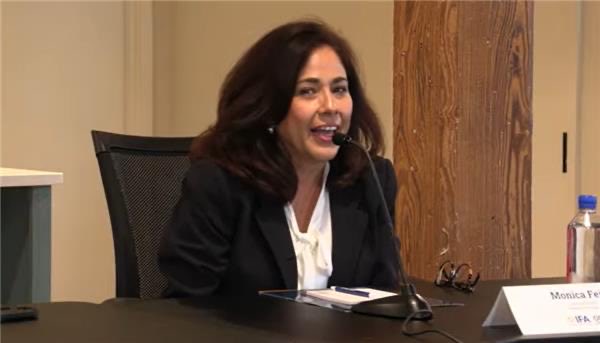 clicktecs's tweet image. Franchising411: Monica Feid @bizbuzzin of BizComAssociates: My team supports franchising in a variety of ways but most of all on a daily basis we promote the American Dream.  #OpenForOpportunity #franchising