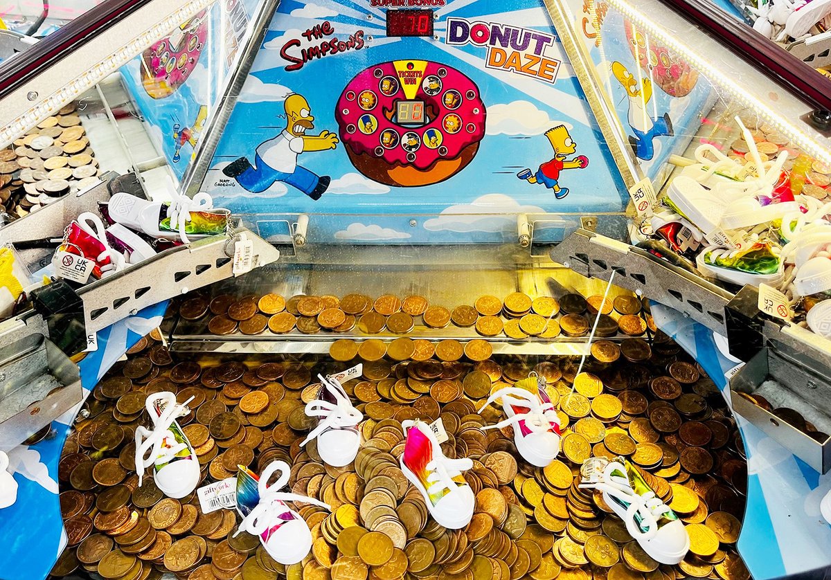 Still a week left of the holidays. Make sure you place your orders in time so you don't get caught short🤭🚛

For more information, contact:
📞 01934 742777
✉️ info@giftworks.tv

#ordernow #pushers #arcades #2pfallswinnings #prizes #wholesale #amusement #toys #toy #trade #TRADE