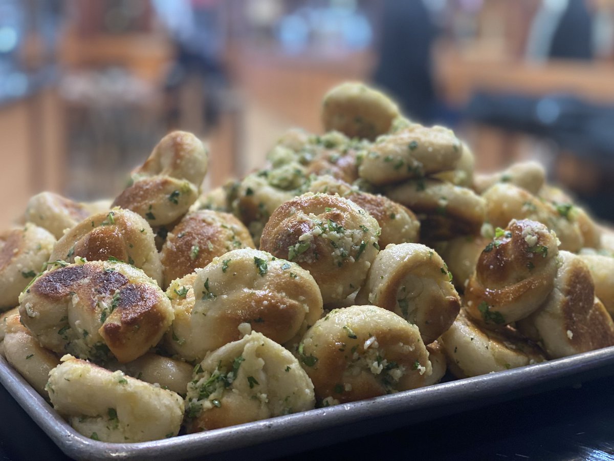 Little Italy Pizza tweet media