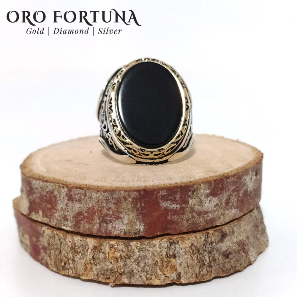 OroFortuna's tweet photo. Jewellery make person look beautiful.😍😍😍 
https://t.co/z9anew3JxJ
—-
#accessories #necklace #style https://t.co/I45XQfXorS