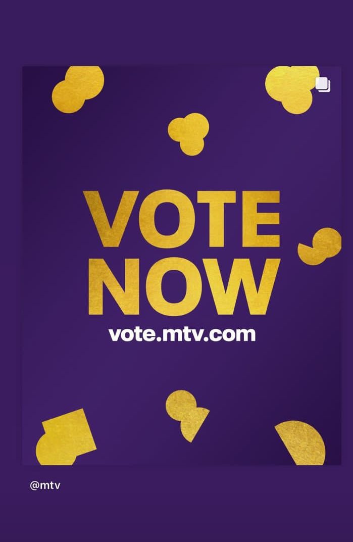 📲| Holland Roden vía Instagram Story

“Este ❤️ derrite mi corazón”// “voten, voten, voten 💃”