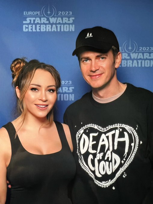 A personal highlight for me, when @HotflipsSupply introduced me to a friend (who turned out to be Hayden&rsquo;s<a class="tags" target="_blank" title="On Twitter" href="/?out=eyJ0eXAiOiJKV1QiLCJhbGciOiJIUzUxMiJ9.eyJpYXQiOjE3MjA3MjgzMzUsImlzcyI6InR3cG9ybnN0YXJzLmNvbSIsIm5iZiI6MTcyMDcyODMzNSwiZXhwIjoxNzUyMjY0MzM1LCJyZWRpcmVjdF91cmwiOiJodHRwczovL3R3aXR0ZXIuY29tL0hvdGZsaXBzU3VwcGx5In0.OMi--3SR9P3eBJ_XDXBDfrtC0f9w8-uisBZ3fk9OuRYn2kZEYY8C1a18ICHB6gXPuVk650BtcnG8_aca8H9qow">@HotflipsSupply</a><a href="/tag/dungeonsanddragonsmovie"class="tags"><span>#dungeonsanddragonsmovie</span></a>