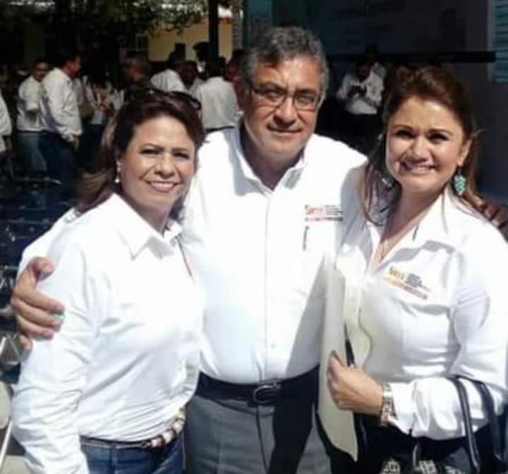 CarlosCruzCas11's tweet photo. Feliz cumpleaños estimada Maestra Isela Licerio Luevano, Secretaria General de la #Seccion38 del
#SNTE #Coahuila, reciba un abrazo con estima y aprecio!
@iselaMat38
@LupitaCordovaGo @ArielOvalle @memovazquez38
#SNTE
#TodosSomosUno
#Martes #11deAbril https://t.co/PaTvsKW92l
