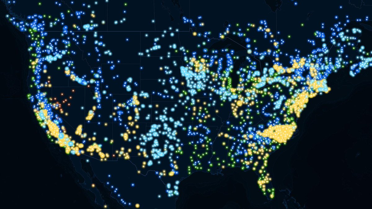 It’s a tale of two Americas: those with high-speed internet access and those without. 💻 In this new (free) #ArcGIS lab, build a web app to share United States internet access data to help others understand #digitalexclusion with a #racialequity lens. esri.social/oVSc50NCAZ0