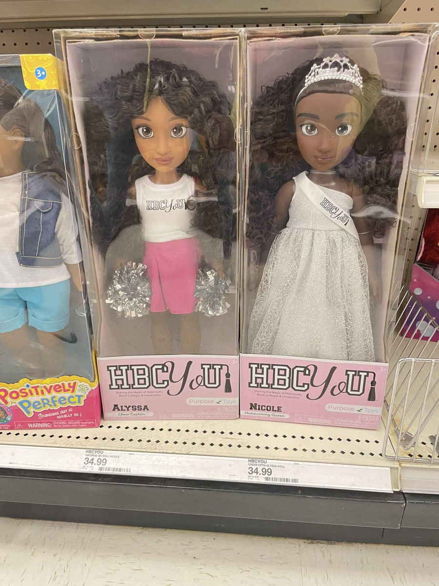 TheLunaGalaxy's tweet photo. If I had a girl to get all of these for โฅ๏ธ Target has these and we donโt come often bc itโs in Springfield and Iโm in awe!!! #HBCyou https://t.co/hdkIB0Oe0m
