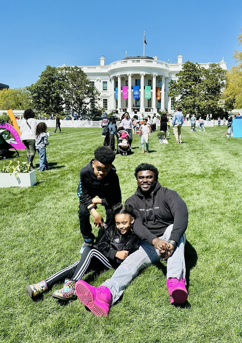 _marcus_bullock's tweet photo. The first time I tried to visit the White House ended at the security gate when I was told that I could never enter the grounds due to my felony conviction. 

Yesterday I sat on the lawn with my children and told them the stories of the several visits since then. #EasterEggRoll https://t.co/P4fI5jiLg3