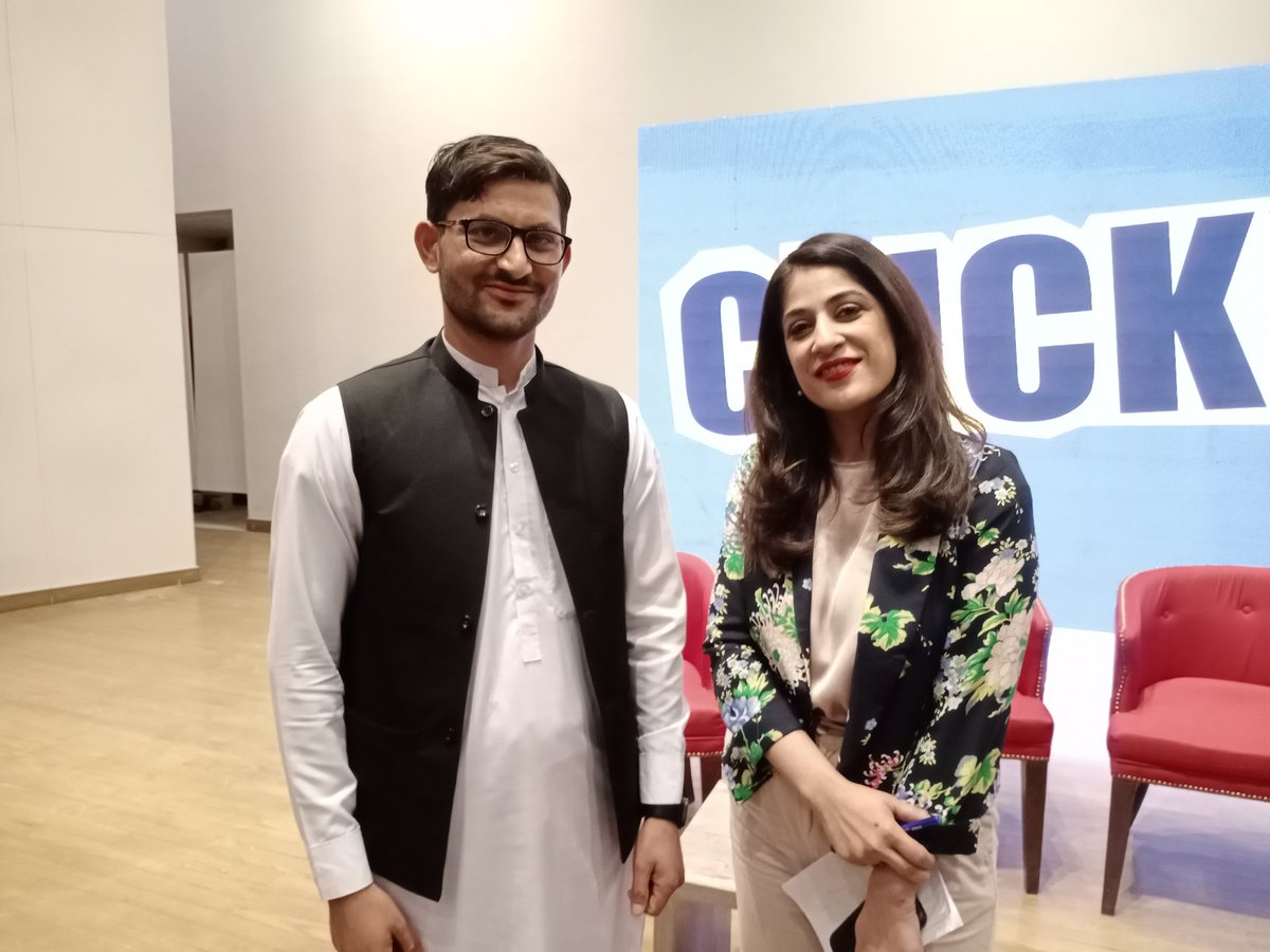 AamirAkhtar315's tweet photo. With @AmberRShamsi at @CEJatIBA, a great honor to be the part of the session.
#cej #iba #digitaljournaliam https://t.co/lfLyzPh3I2