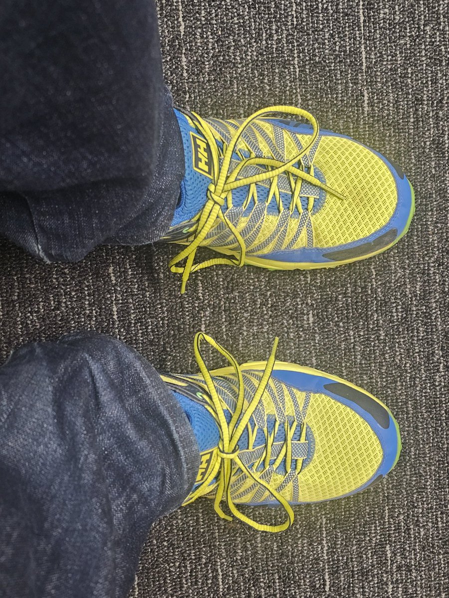 MWSpratt's tweet image. Helly Hansen 
Need a touch of color today.