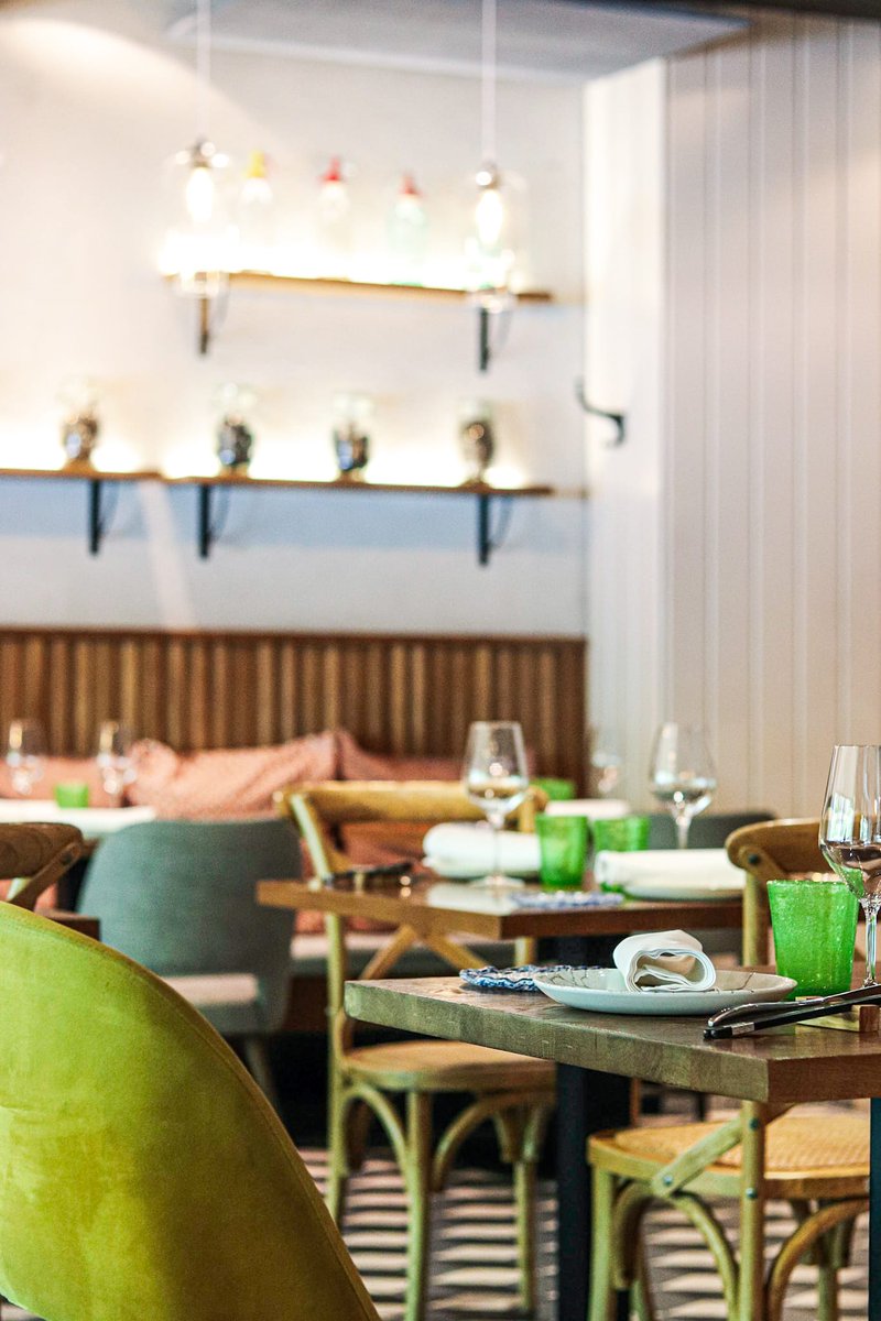 Paseo de la Castellana, 115: la pista de despegue a un viaje a Latinoamérica y Asia.

Haz tu reserva a través de nuestra web (link en bio) o llamando a 91 555 93 33

📍 Paseo de la Castellana, 115

#beLatasia #LatasiaRules #casadecomidas #finolatasino #foodie #food #madrid