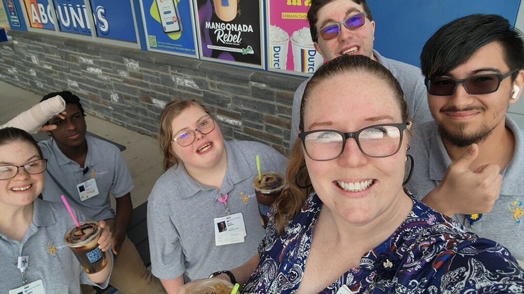 CSISDprojSEARCH's tweet image. Fake Monday calls for Dutch Bros Coffee! ☕️😍