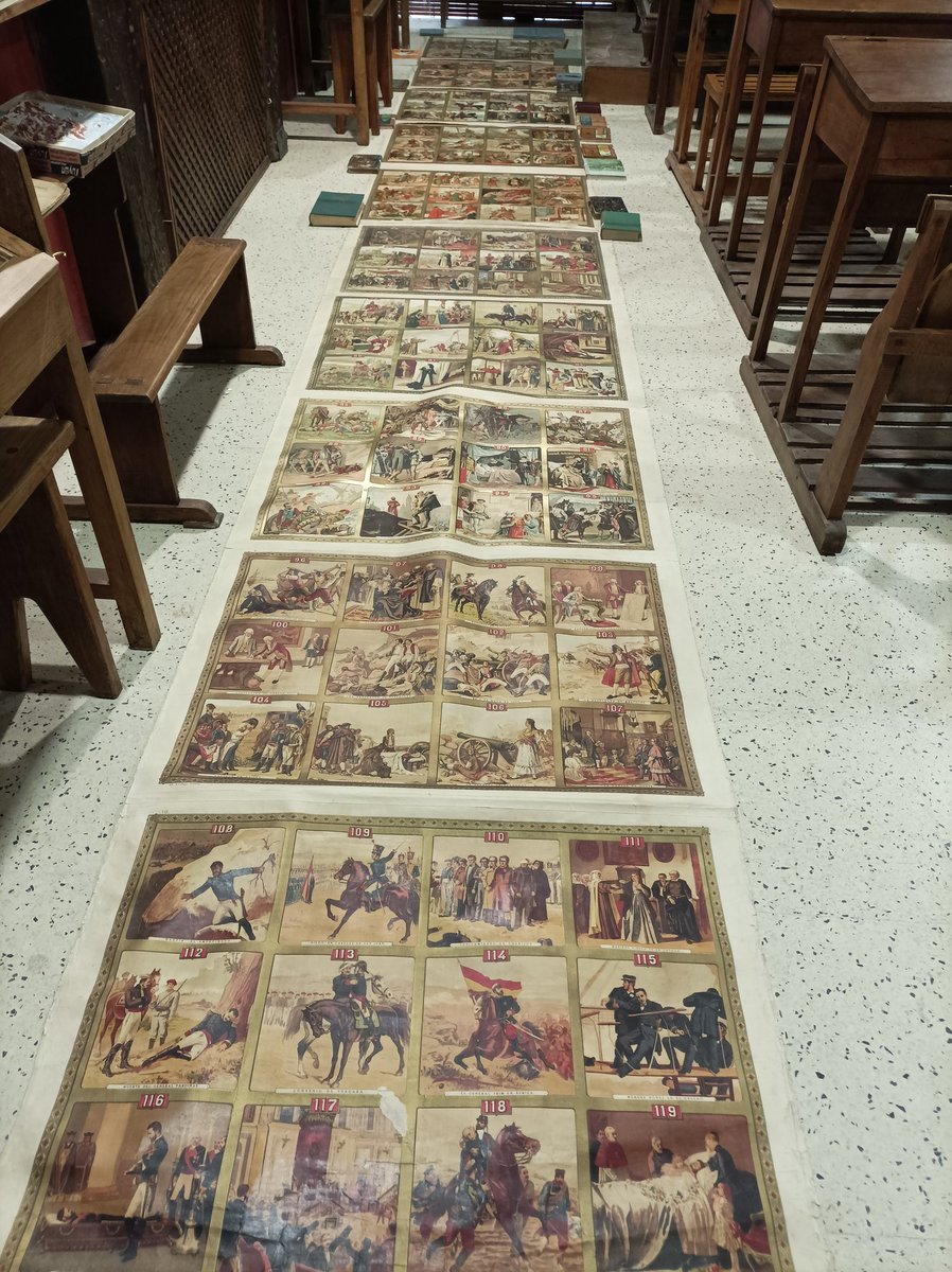 MuseumErasmus's tweet photo. Esta pieza única, recientemente recuperada dentro de nuestro Proyecto Erasmus+, será restaurada gracias a la contribución del Ayto. de Azuqueca. Es una serie de 120 cromolitografías de Hª de España, que los profesores del s. XIX iban pasando mediante un doble eje y una manivela. https://t.co/tzIPH6ZOUq