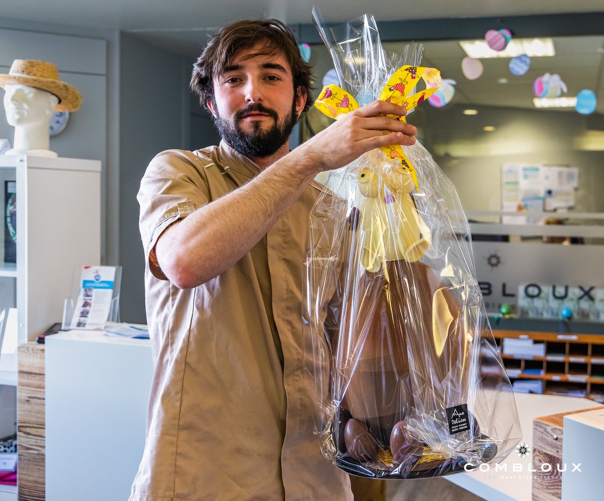 [Portrait du territoire]
Tony Peytoureau, jeune pâtissier, se livre sur son parcours et sa vision du métier de pâtissier-chocolatier 🍫

👉 A découvrir ici : combloux.com/2023/04/04/ton…

#combloux #montagne #portrait #patisserie #chocolat