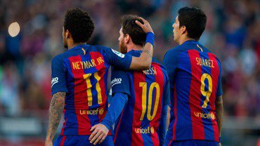 FCB_Love5's tweet photo. @forcabarca_ar يطالبون #تشافي ان يحقق بهذا الثلاثي
ما حققه المدربون الآخرون بهؤلاء !!
السلبيون لا يخجلون من أنفسنهم
ولا يعرفون شيئًا عن كرة القدم
جماهير برشلونة تطلق هشتاق
نحن نثق في تشافي #InXaviWeTrust https://t.co/BTvwybzdr2