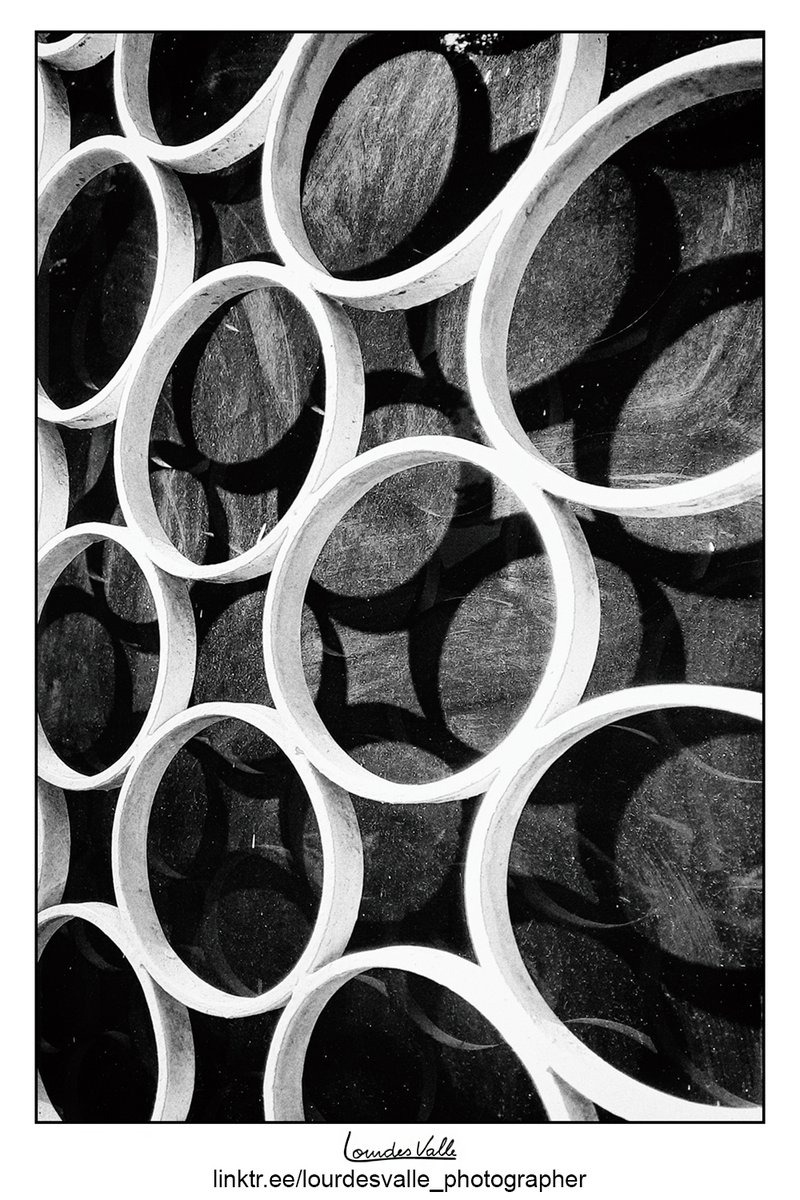 loulouvalle's tweet photo. .
📷 #startyourartcollection 📷
.
#buyart #ownart #collectart #enjoyart
#buyartfromartists #buyartfromlivingartists
#whitecircle #artforsale https://t.co/uPryaaQCeq