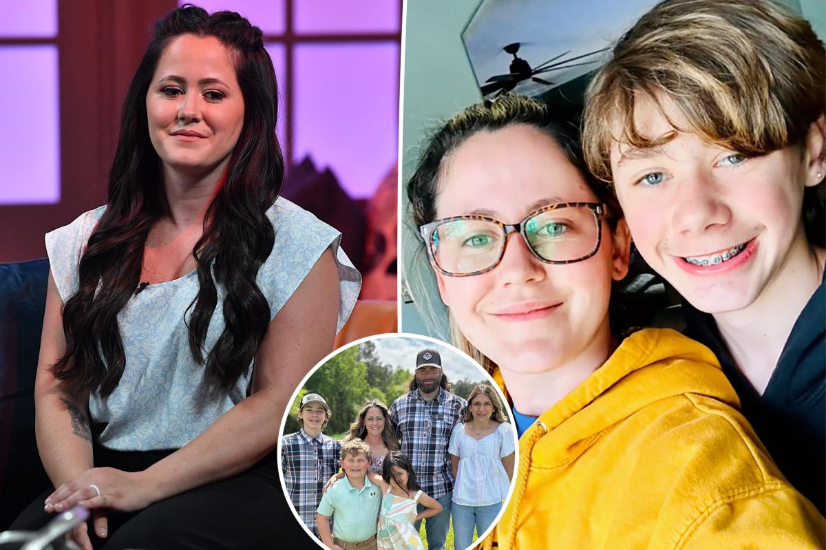 RT @PageSix: Jenelle Evans shares rare family photo after regaining custody of son Jace https://t.co/BeZ0Mor3hX https://t.co/5t4K2xcP68