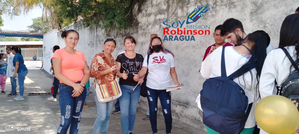 araguafsr's tweet photo. Misión Robinson, municipio San Sebastián activados con los conversatorios sobre el #EsequiboEsVenezuela inculcando el sentido de pertenencia y valores con la nación #NoPudieronNiPodran https://t.co/qhEk4cmp6D
