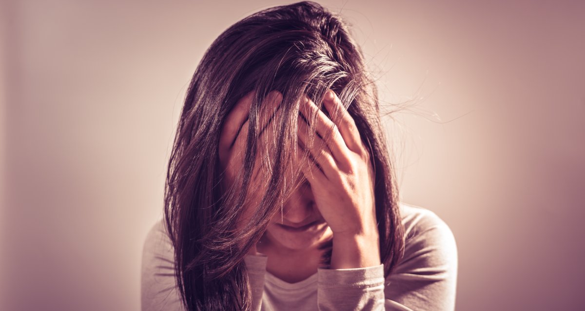 It pays to control emotions because negative emotions can modify neuronal connections, aging the brain and promoting the onset of neurodegenerative diseases and dementia. #PsychTwitter ms.spr.ly/6013gDReU