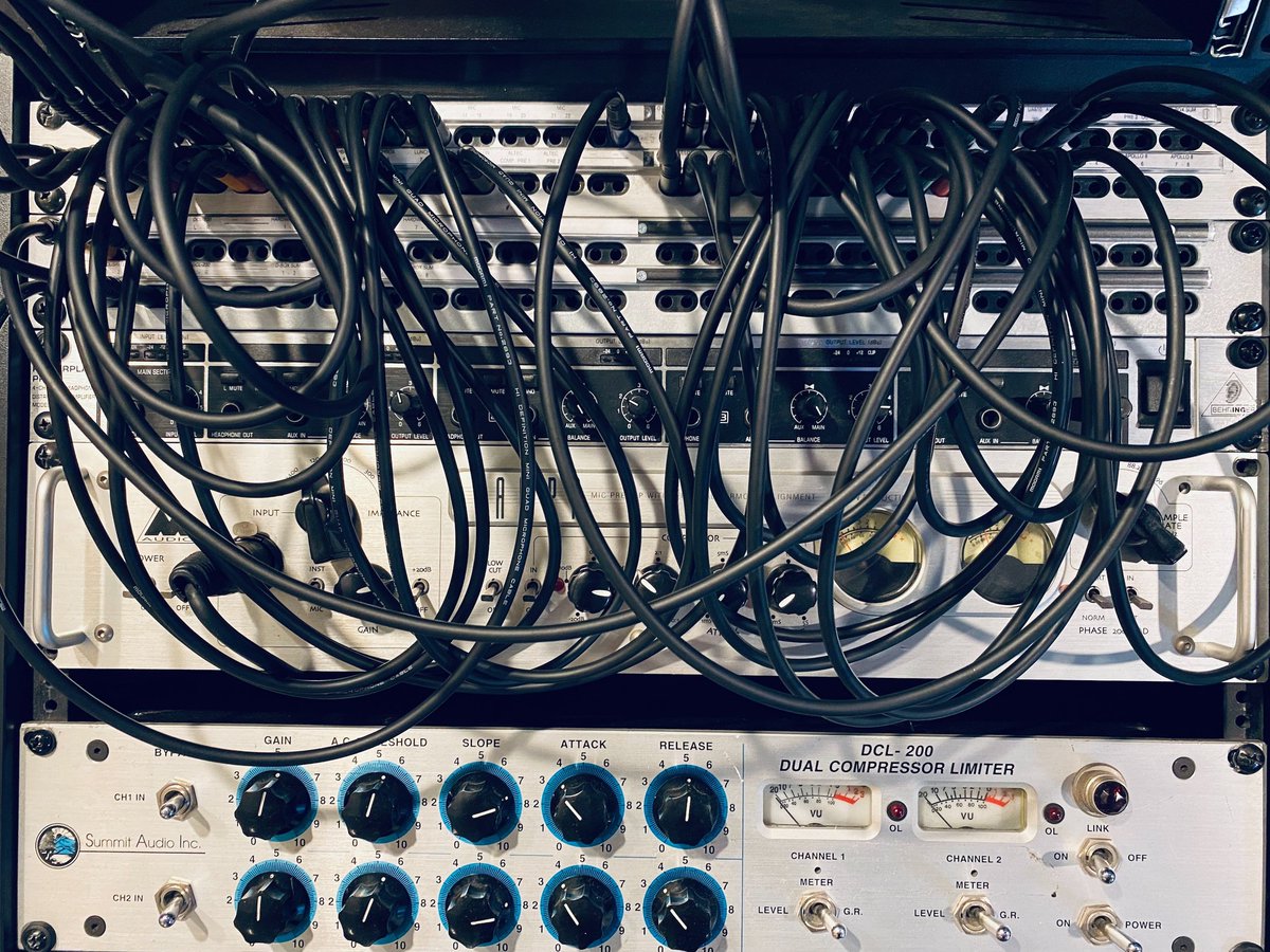 Last weeks patch bay spaghetti... 

#producer #production #music #newalbum #studio #release #track #process #guitarplayer #synth #sessionmusician