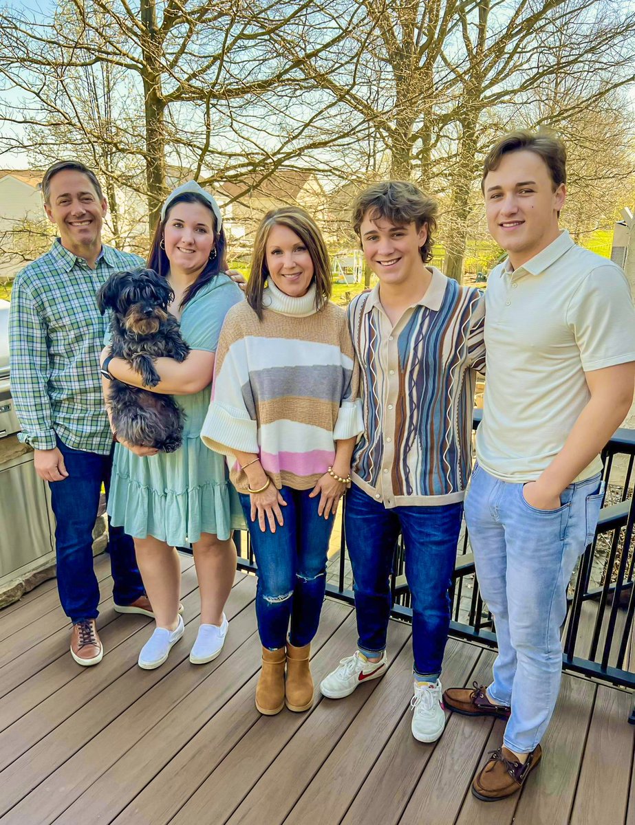 UC ΒΘΠ tweet media